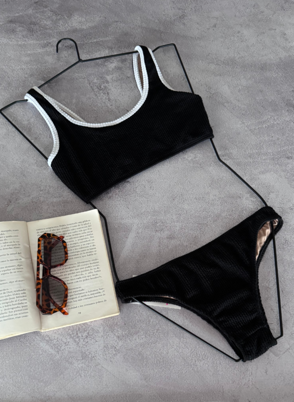 IBIZA DARK