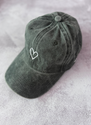 GORRA CORAZON VERDE OSCURO