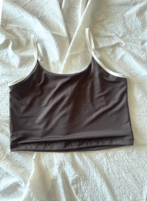 TOP MUSCULOSA CHOCO
