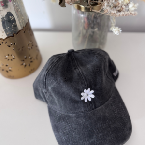 GORRA FLOR NEGRA